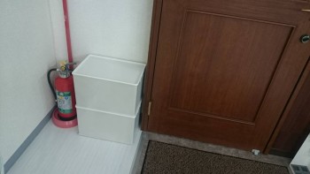 Cenbless　成増フェイシャル＆ネイルサロン　新OPEN準備　玄関収納BOX