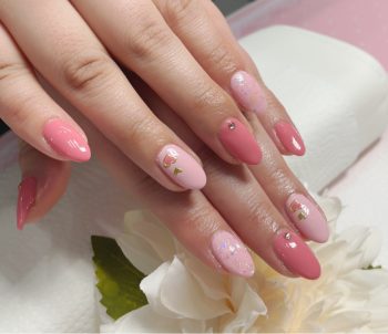 Cenbless　成増フェイシャル＆ネイルサロン　ロングセラー人気デザイン！大人可愛いピンクのバレンタインネイル