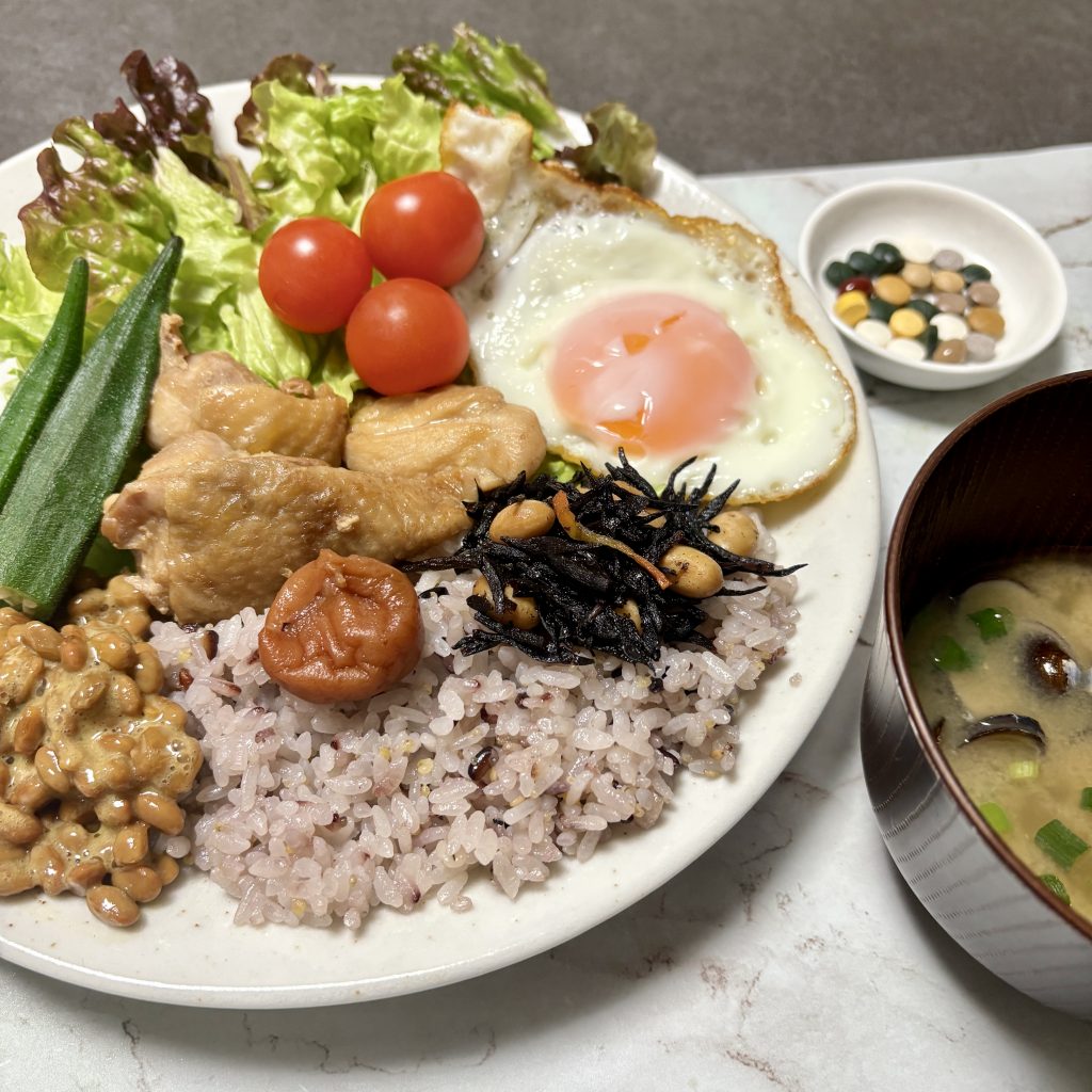 Cenbless　成増フェイシャル＆ネイルサロン　みけちゃんの手抜き朝食♪