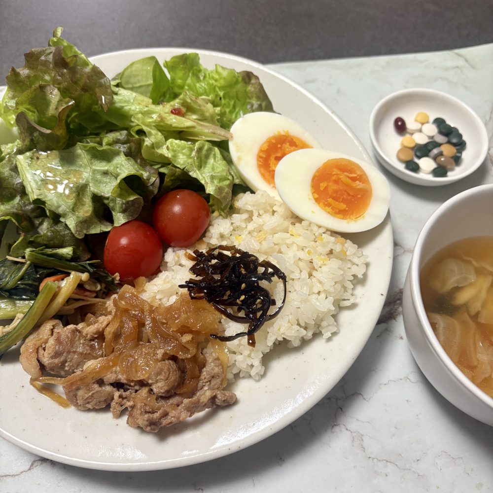 Cenbless　成増フェイシャル＆ネイルサロン　みけちゃんの手抜き朝食♪