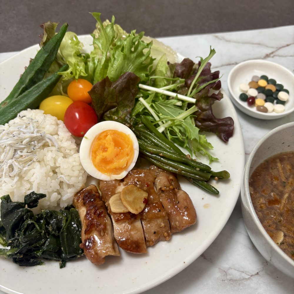 Cenbless　成増フェイシャル＆ネイルサロン　みけちゃんの手抜き朝食♪