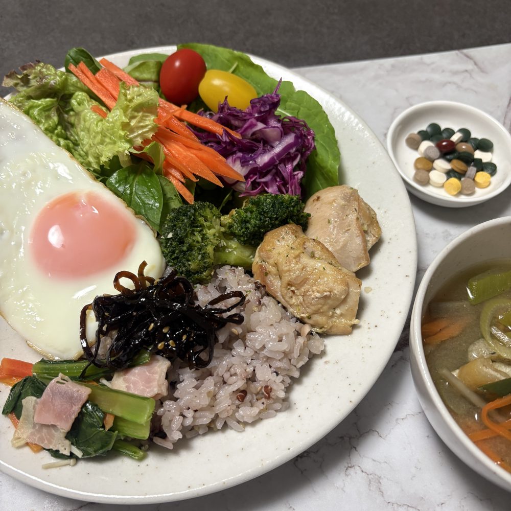 Cenbless　成増フェイシャル＆ネイルサロン　みけちゃんの手抜き朝食♪