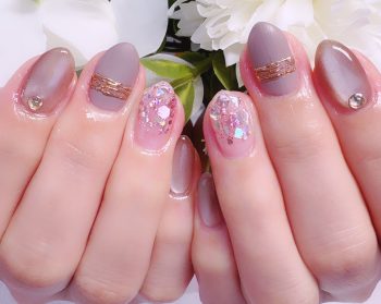 Cenbless　成増フェイシャル＆ネイルサロン　春のセレモニーシーズンに♪グレージュ系でシックで豪華な春ネイル