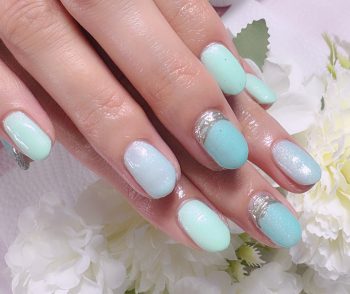 Cenbless　成増フェイシャル＆ネイルサロン　まだまだ大人気の定額ネイルデザインをミントグリーン配色で♪