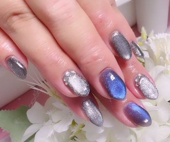 Cenbless　成増フェイシャル＆ネイルサロン　転がるような奥行きのある煌めきのプリズムキャッツアイ＆ブラックキャッツアイネイル