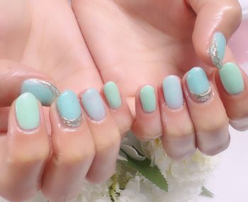 Cenbless　成増フェイシャル＆ネイルサロン　まだまだ大人気の定額ネイルデザインをミントグリーン配色で♪