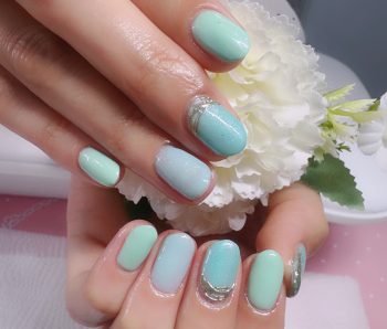 Cenbless　成増フェイシャル＆ネイルサロン　まだまだ大人気の定額ネイルデザインをミントグリーン配色で♪