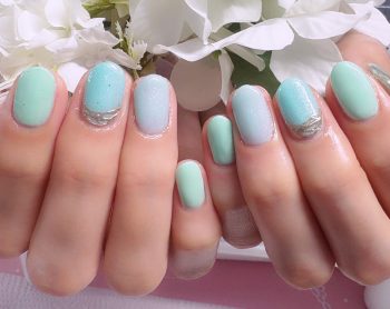 Cenbless　成増フェイシャル＆ネイルサロン　まだまだ大人気の定額ネイルデザインをミントグリーン配色で♪