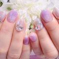 Cenbless　成増フェイシャル＆ネイルサロン　ライラックカラー×白フラワー♪ラグジュアリーコースのカラーチェンジネイル