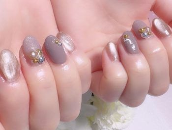 Cenbless　成増フェイシャル＆ネイルサロン　上品でシックなグレージュカラーの贅沢ネイル