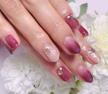 Cenbless　成増フェイシャル＆ネイルサロン　梅雨ネイルキャンペーン大人気デザインをエレガントなワインカラーで♪