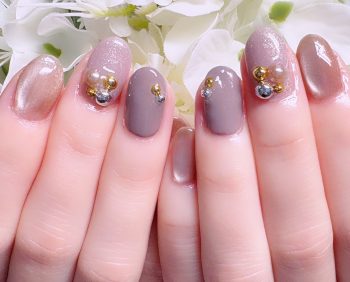 Cenbless　成増フェイシャル＆ネイルサロン　上品でシックなグレージュカラーの贅沢ネイル