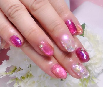 Cenbless　成増フェイシャル＆ネイルサロン　ピンクがお好きなお客様♪プリズムマグネットネイルにご満悦☆