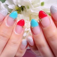 Cenbless　成増フェイシャル＆ネイルサロン　初夏に向けて季節感先取り！気分が明るくなるコーラル×ターコイズカラーのストレートフレンチネイル