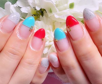 Cenbless　成増フェイシャル＆ネイルサロン　初夏に向けて季節感先取り！気分が明るくなるコーラル×ターコイズカラーのストレートフレンチネイル