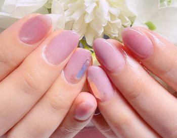 Cenbless　成増フェイシャル＆ネイルサロン　上品エレガントなカラグラ＆キャッツアイの梅雨先取りネイル