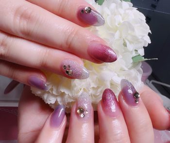Cenbless　成増フェイシャル＆ネイルサロン　高貴な雰囲気漂うパープル×ワインのスモーキーカラー！梅雨ネイル