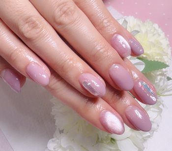 Cenbless　成増フェイシャル＆ネイルサロン　上品エレガントなカラグラ＆キャッツアイの梅雨先取りネイル