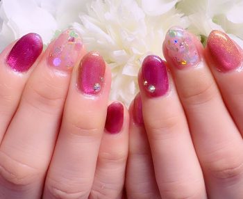 Cenbless　成増フェイシャル＆ネイルサロン　ピンクがお好きなお客様♪プリズムマグネットネイルにご満悦☆