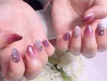 Cenbless　成増フェイシャル＆ネイルサロン　高貴な雰囲気漂うパープル×ワインのスモーキーカラー！梅雨ネイル