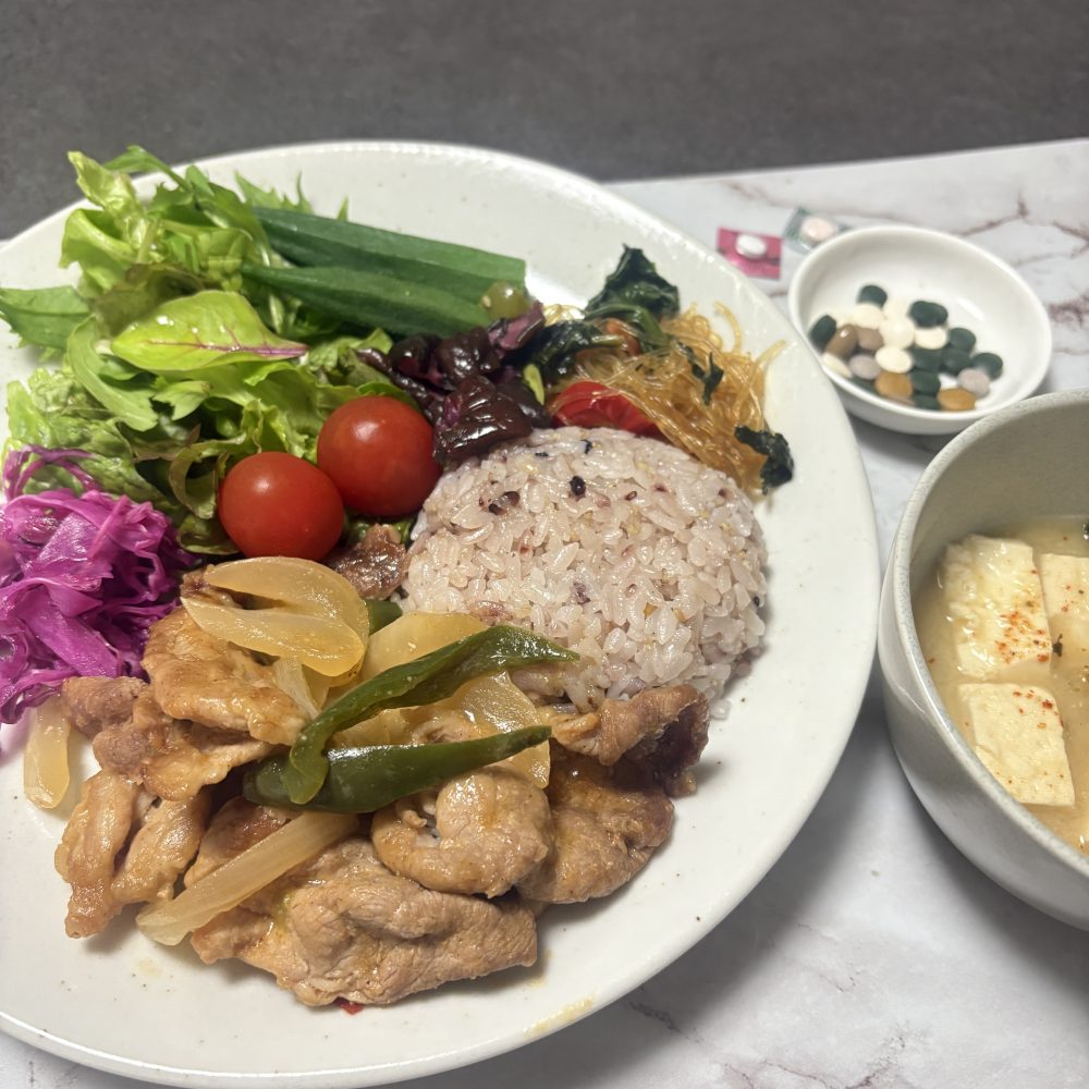 Cenbless　成増フェイシャル＆ネイルサロン　みけちゃんの手抜き朝食♪