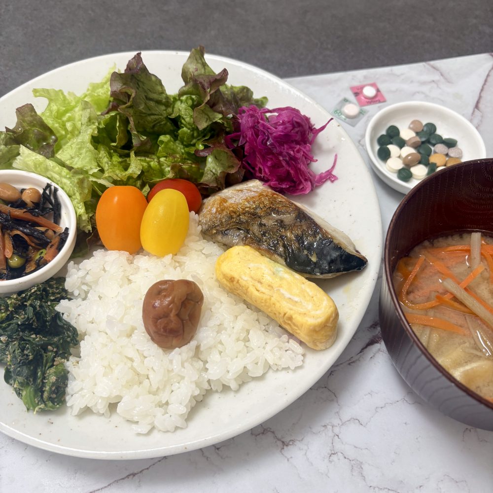 Cenbless　成増フェイシャル＆ネイルサロン　みけちゃんの手抜き朝食♪