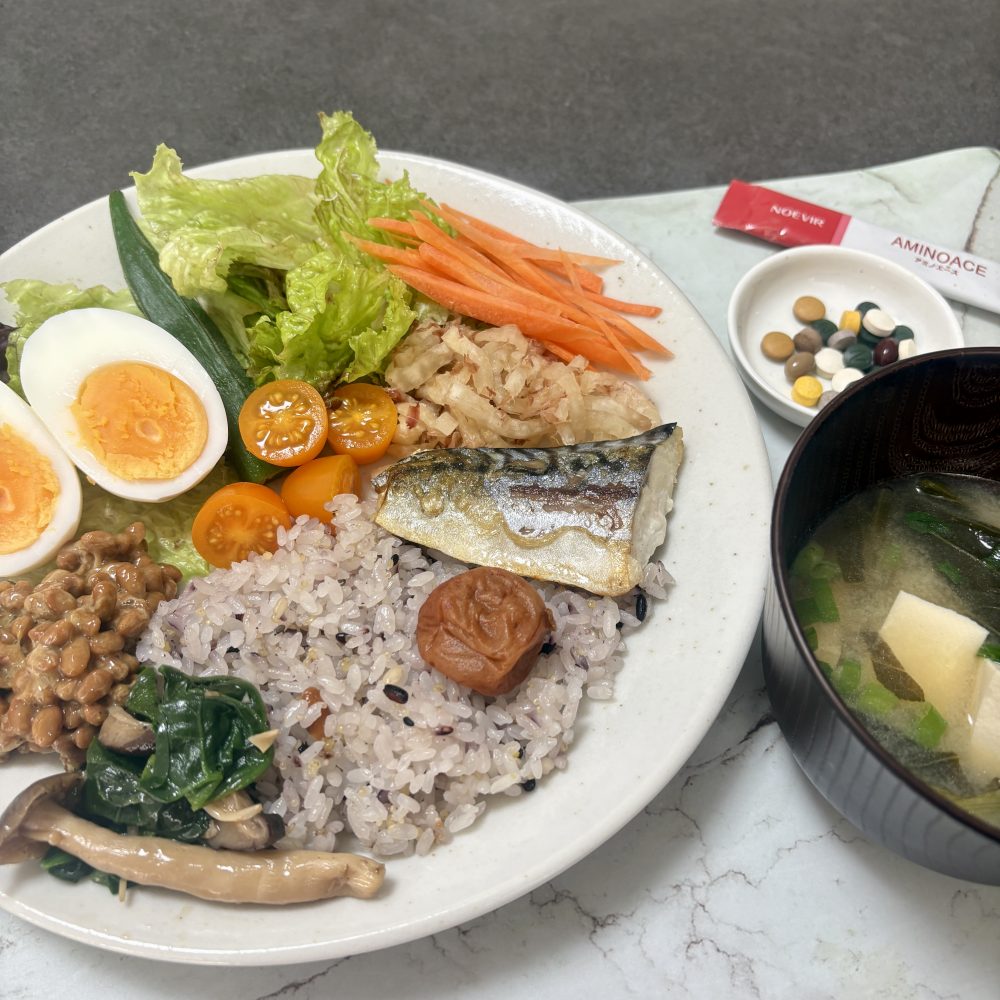 Cenbless　成増フェイシャル＆ネイルサロン　みけちゃんの手抜き朝食♪