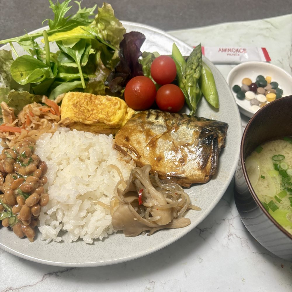 Cenbless　成増フェイシャル＆ネイルサロン　みけちゃんの手抜き朝食♪