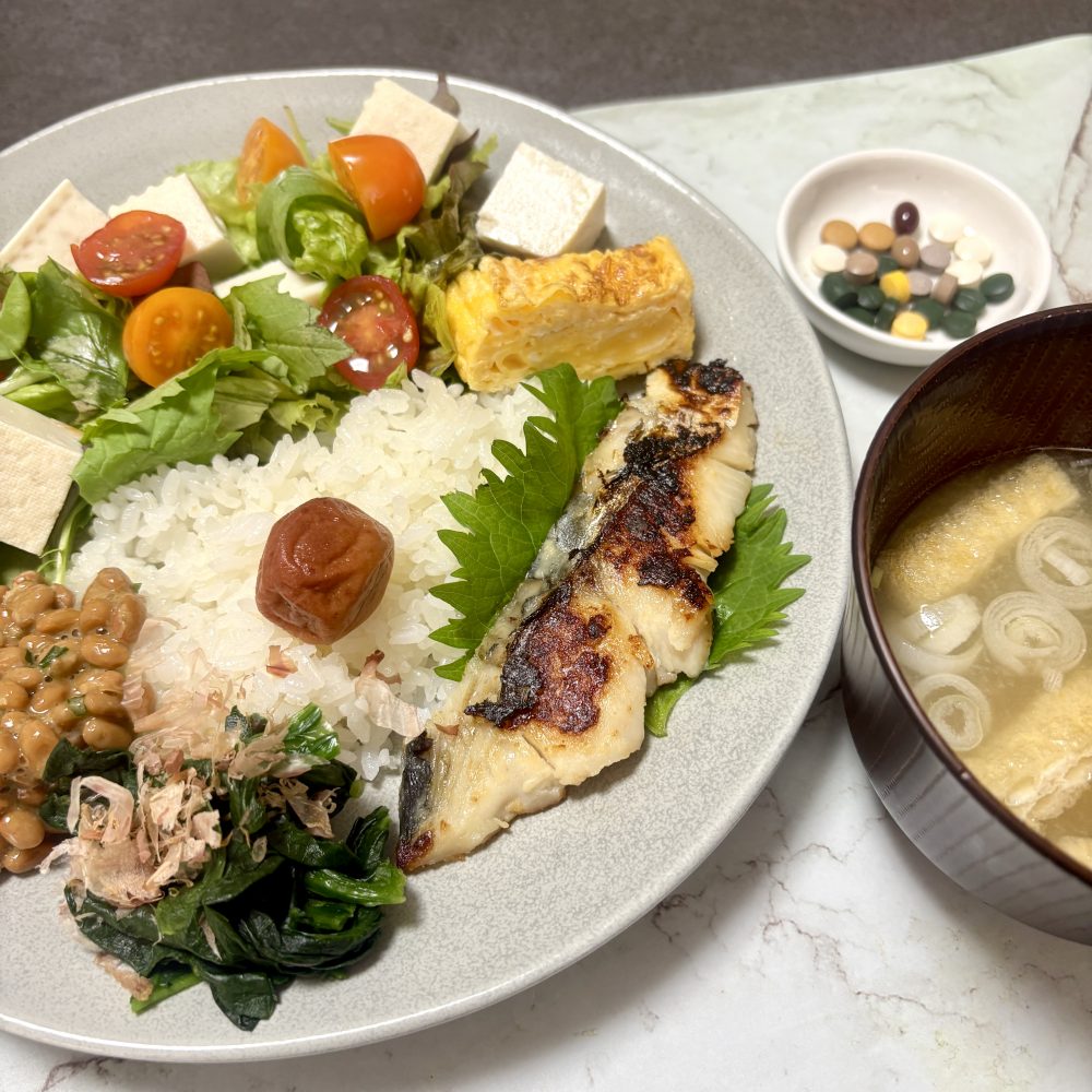 Cenbless　成増フェイシャル＆ネイルサロン　みけちゃんの手抜き朝食♪