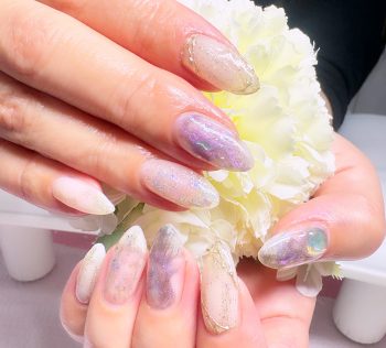 Cenbless　成増フェイシャル＆ネイルサロン　梅雨のパープルカラーをやわらかに楽しめるニュアンスネイル