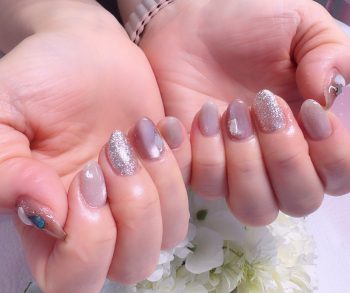 Cenbless　成増フェイシャル＆ネイルサロン　同窓会に上品なおめかしネイル♪微粒子マグネット＆ビッグシェルの煌めき