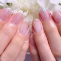 Cenbless　成増フェイシャル＆ネイルサロン　透明感ある煌めきで指先から涼やかに♪ニュアンスネイル
