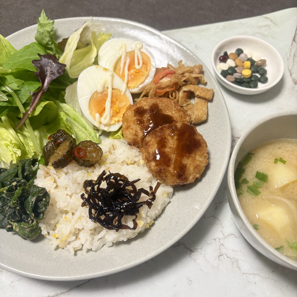 Cenbless　成増フェイシャル＆ネイルサロン　みけちゃんの手抜き朝食♪