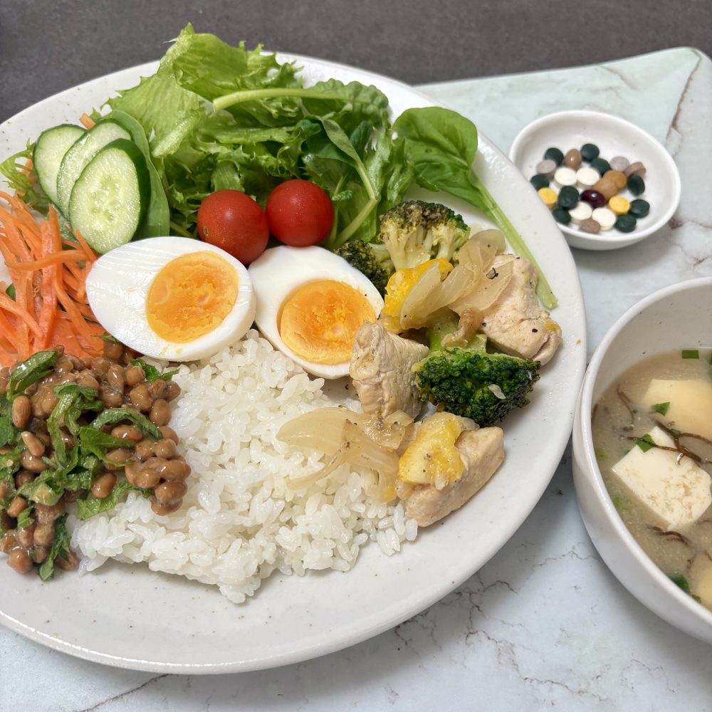 Cenbless　成増フェイシャル＆ネイルサロン　みけちゃんの手抜き朝食♪