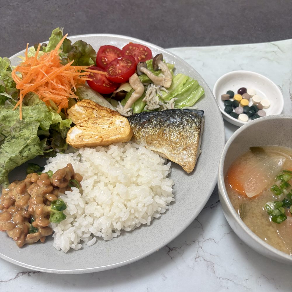 Cenbless　成増フェイシャル＆ネイルサロン　みけちゃんの手抜き朝食♪