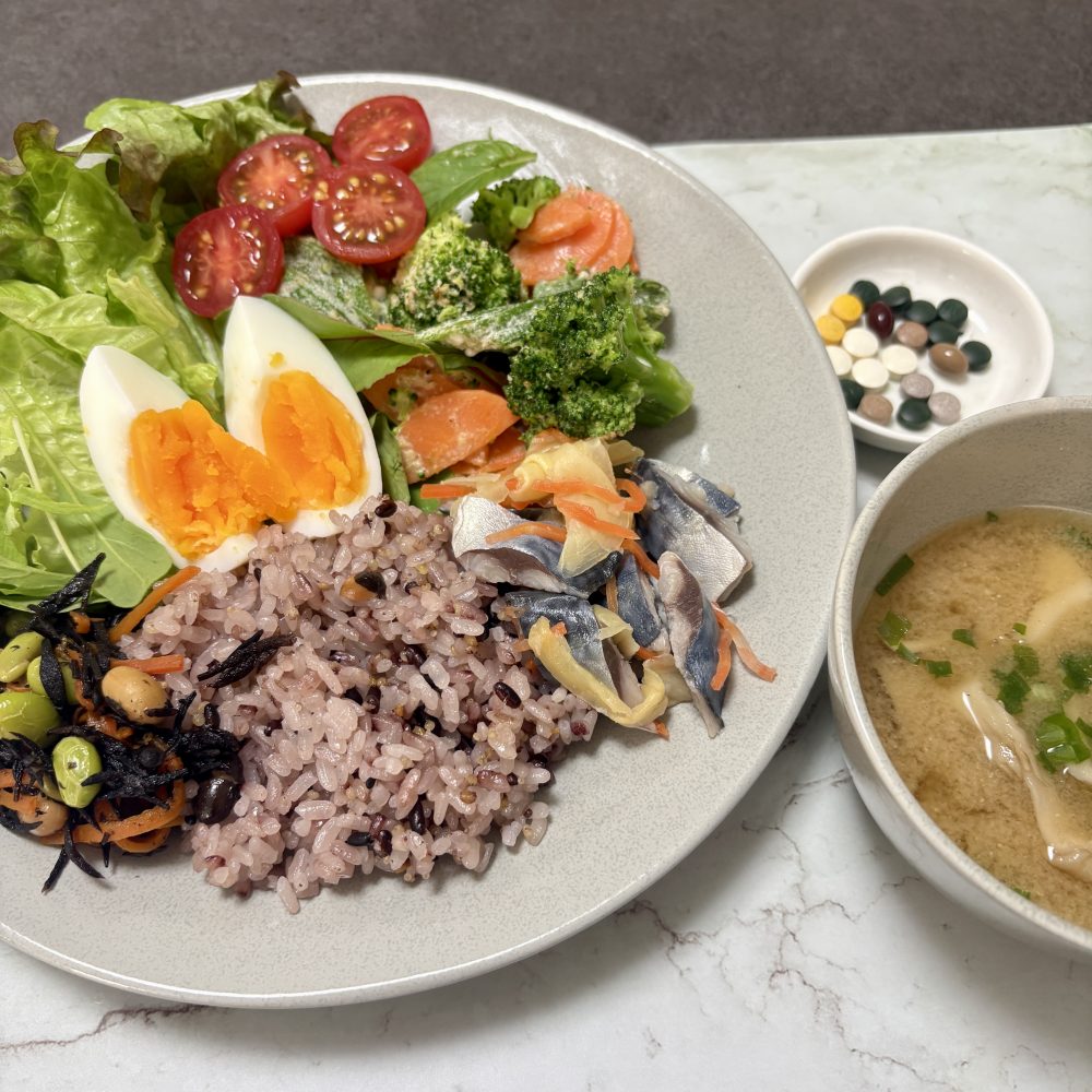 Cenbless　成増フェイシャル＆ネイルサロン　みけちゃんの手抜き朝食♪