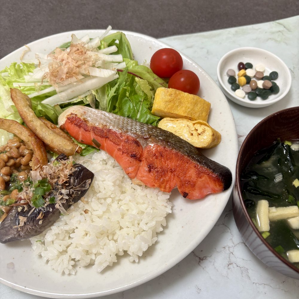 Cenbless　成増フェイシャル＆ネイルサロン　みけちゃんの手抜き朝食♪