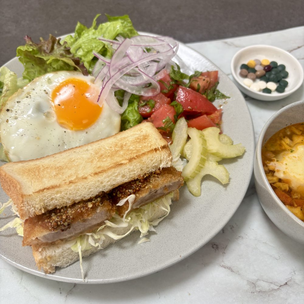 Cenbless　成増フェイシャル＆ネイルサロン　みけちゃんの手抜き朝食♪