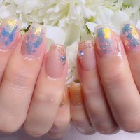 Cenbless　成増フェイシャル＆ネイルサロン　夏の煌めきを先取り！オーロラフレークのキラキラネイル