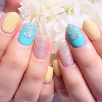 成増徒歩3分のフェイシャルエステ・ネイルサロン ビューティスタジオCenbless（センブレス）　夏に向けて！人気配色ブルー×イエローのマットコートネイル