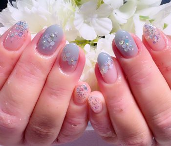 成増徒歩3分のフェイシャルエステ・ネイルサロン ビューティスタジオCenbless（センブレス）　オーロラ×ホロフラワーで涼やかに♪夏のキラキラフラワーネイル