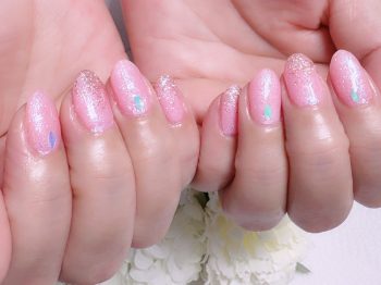 成増徒歩3分のフェイシャルエステ・ネイルサロン ビューティスタジオCenbless（センブレス）　淡いオーロラピンクが可愛い♪夏のピンクカラーネイル