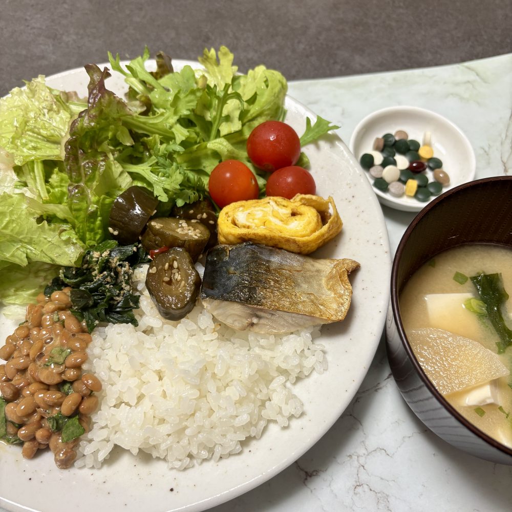 Cenbless　成増フェイシャル＆ネイルサロン　みけちゃんの手抜き朝食♪