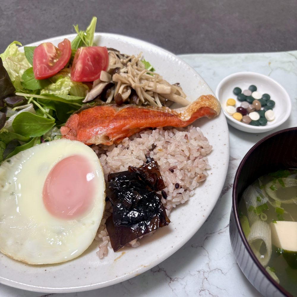 Cenbless　成増フェイシャル＆ネイルサロン　みけちゃんの手抜き朝食♪