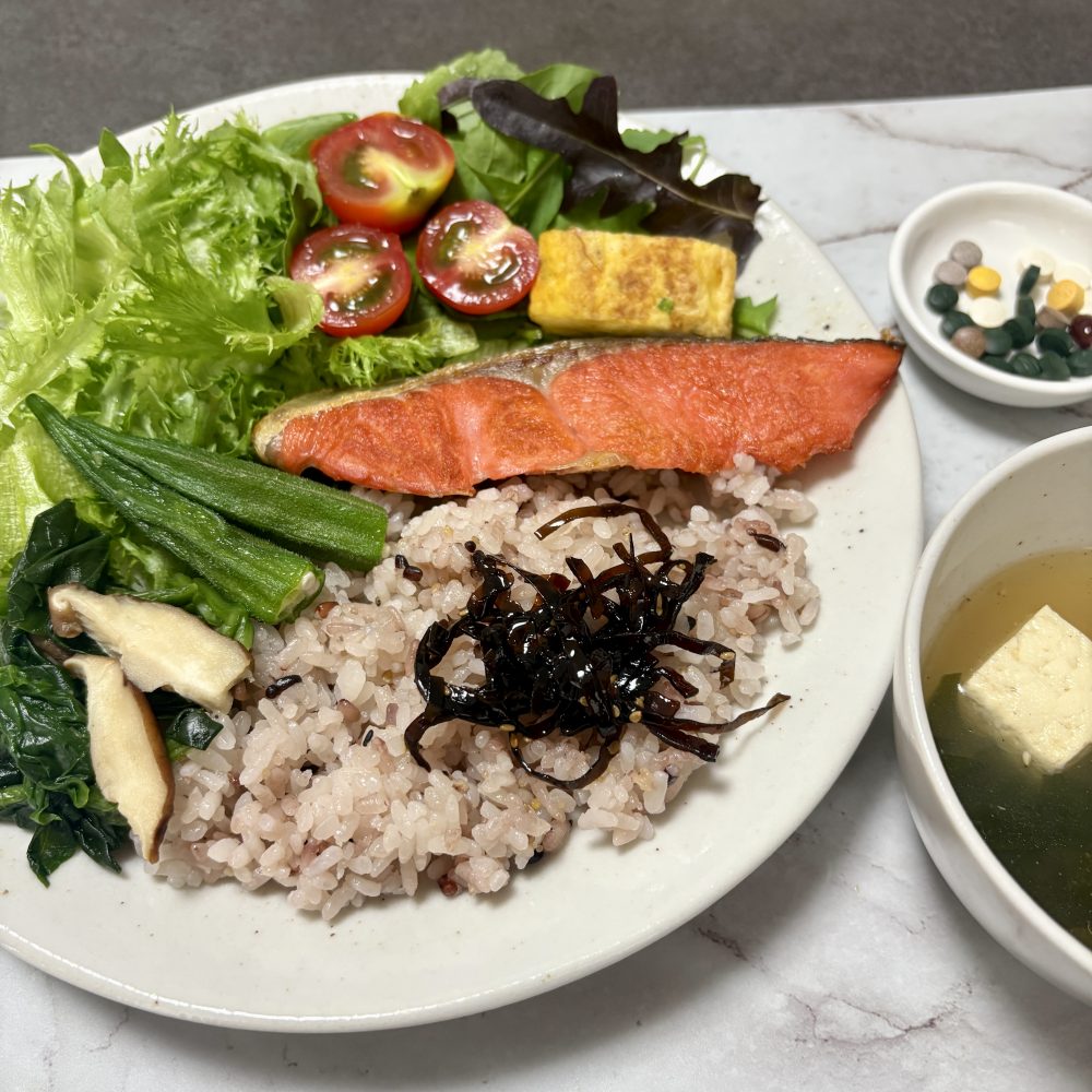 Cenbless　成増フェイシャル＆ネイルサロン　みけちゃんの手抜き朝食♪
