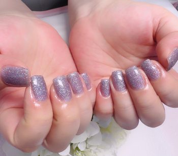 Cenbless　成増フェイシャル＆ネイルサロン　パープルみブルーのクリアラメワンカラーネイル