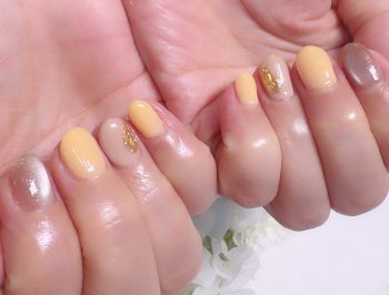 Cenbless　成増フェイシャル＆ネイルサロン　直感で即決！くすみイエロー×ベージュピンクの晩夏ネイル