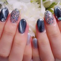 Cenbless　成増フェイシャル＆ネイルサロン　晩夏キャンペーン新作♪スモーキーブルーの大人マグネットネイル