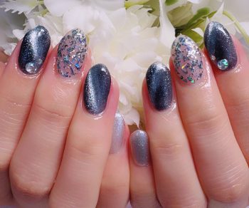 Cenbless　成増フェイシャル＆ネイルサロン　晩夏キャンペーン新作♪スモーキーブルーの大人マグネットネイル