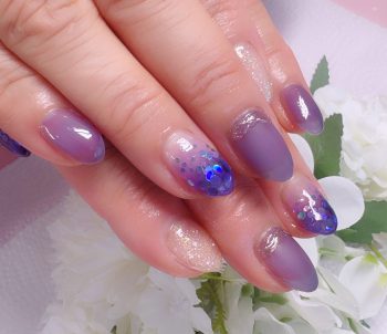 Cenbless　成増フェイシャル＆ネイルサロン　大人気晩夏ネイルデザイン！上品パープルで指先に高級感